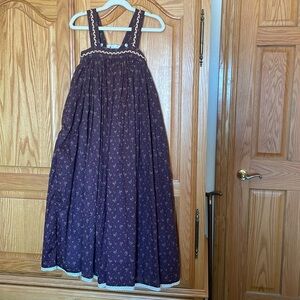 Well Dressed Wolf size 6